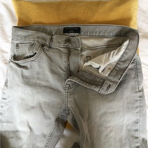 Banana Republic Men’s Grey Jeans
